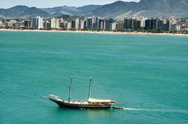  Apartamento em Guarapari a 100 metros do mar na Praia do Morro com WIFI GRÁTIS