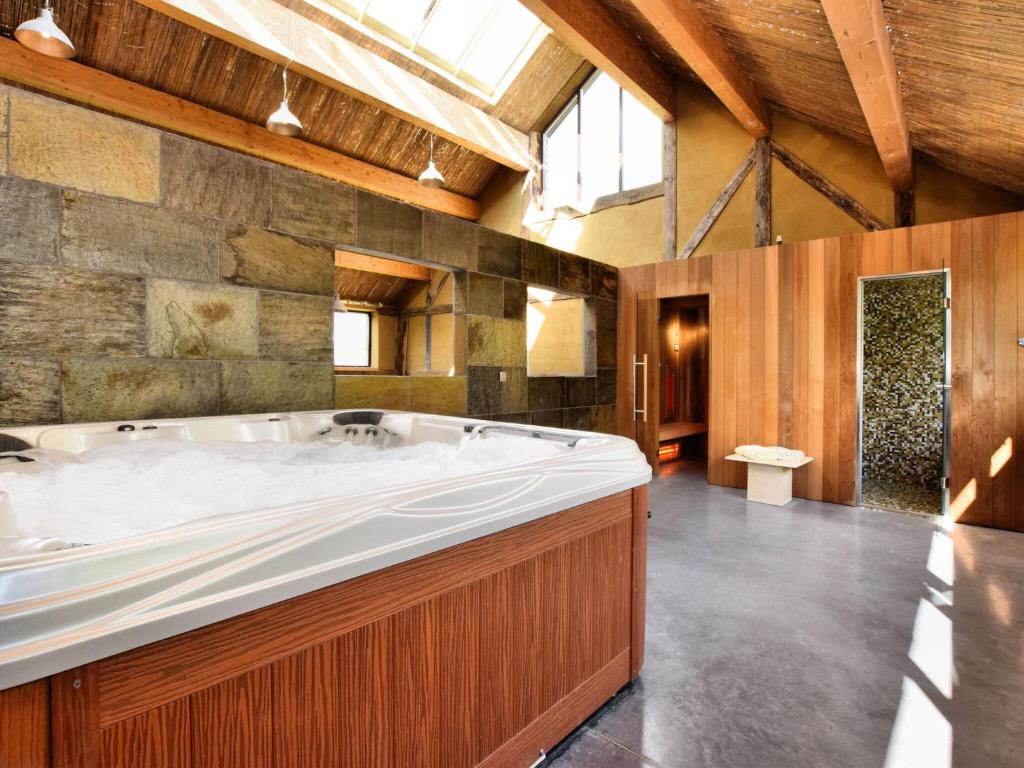 Koupelna v ubytování Holiday Home in Ardennes with Sauna