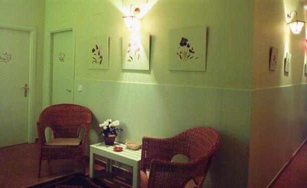 Posedenie v ubytovaní Hostal Fornos