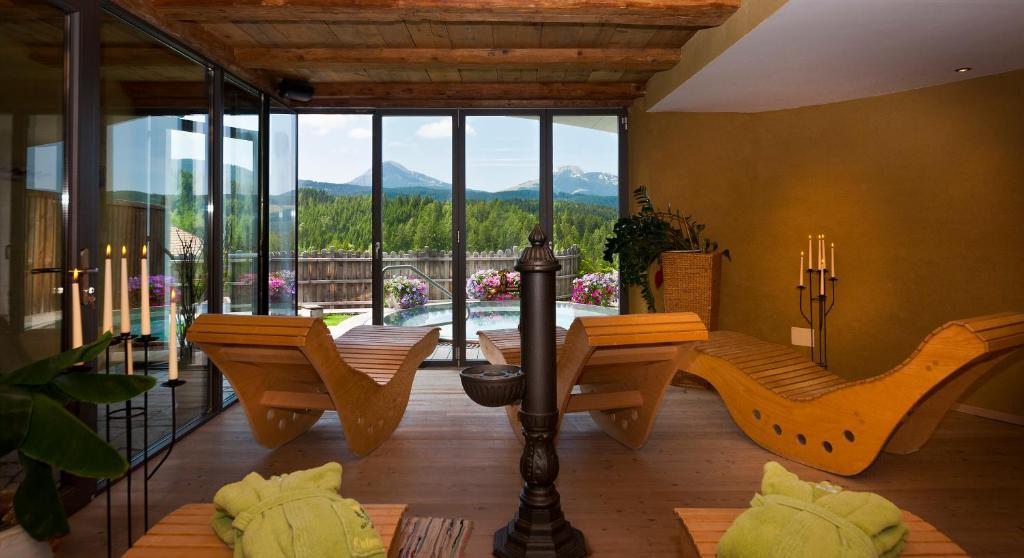 Posezení v ubytování Hotel Obereggen