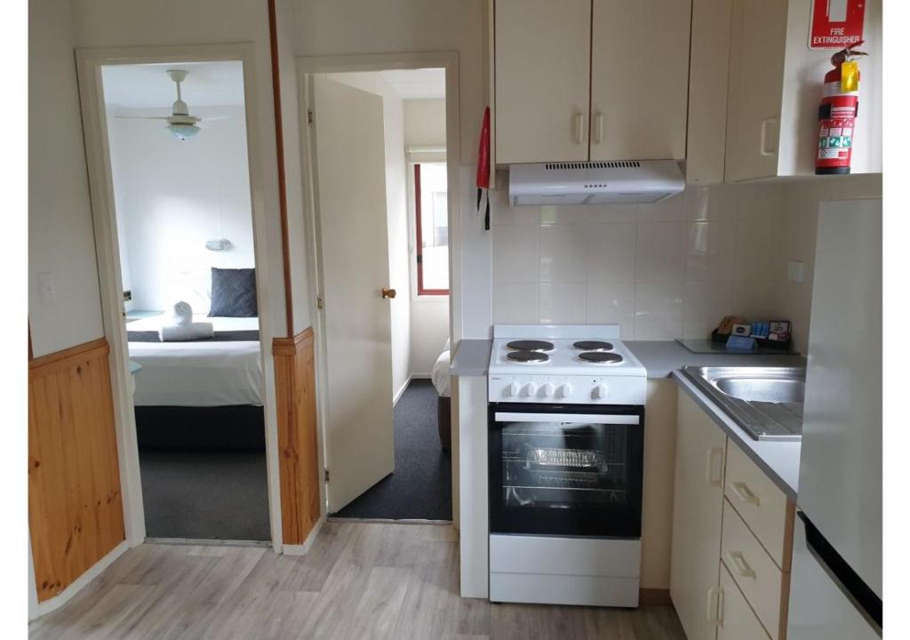 Discovery Parks - Melbourne - Cabina Estándar De 2 Dormitorios - Sleeps 4