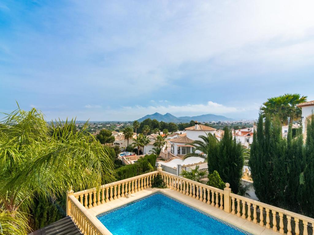 Detached villa with private swimming pool in Pedreguer ...