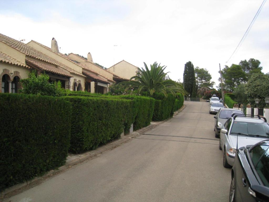 The surrounding neighborhood or a neighborhood close to the holiday home