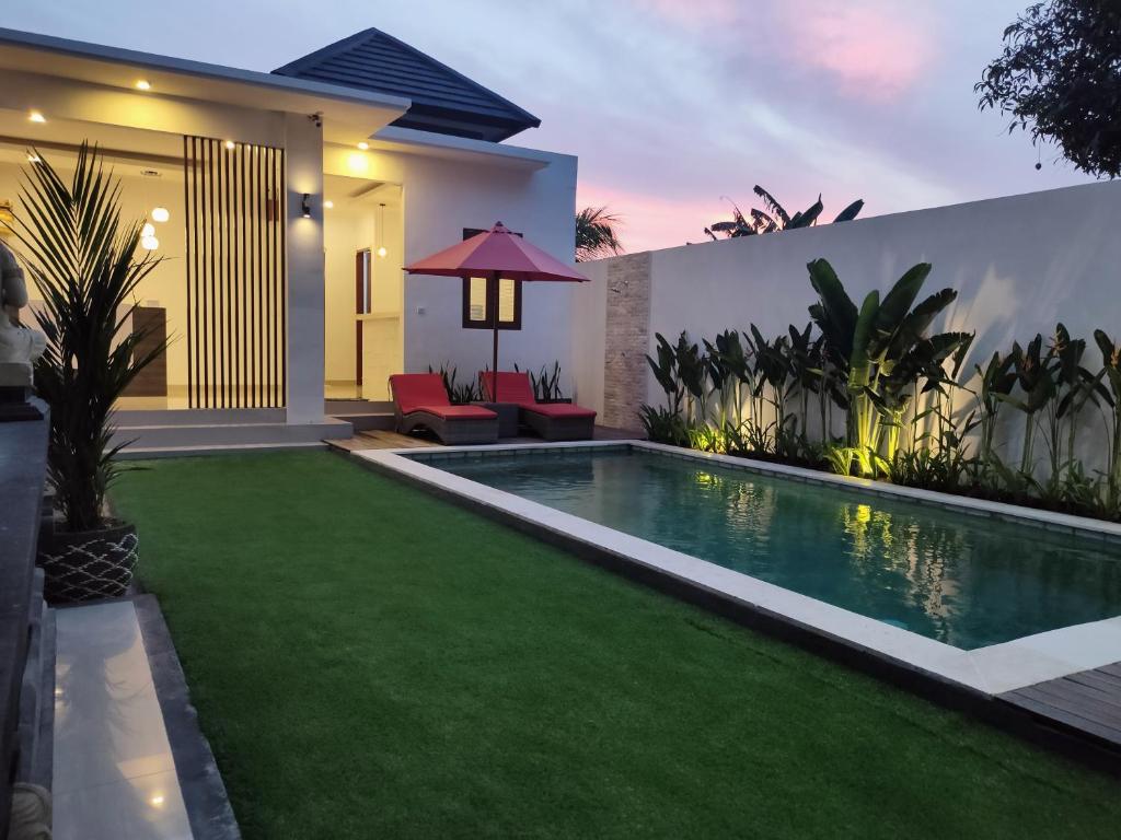Πισίνα στο ή κοντά στο Pondok DenAyu Homestay