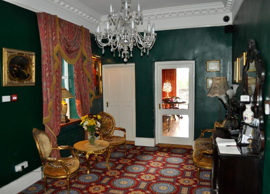 Posezení v ubytování Highfield House Guesthouse