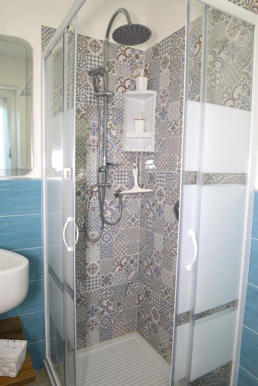 Łazienka w obiekcie B&B LaMarina