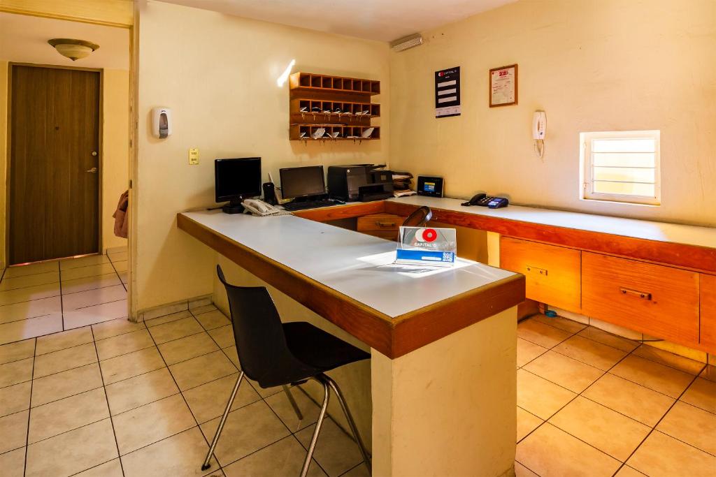 TV a/nebo společenská místnost v ubytování Suites Navata