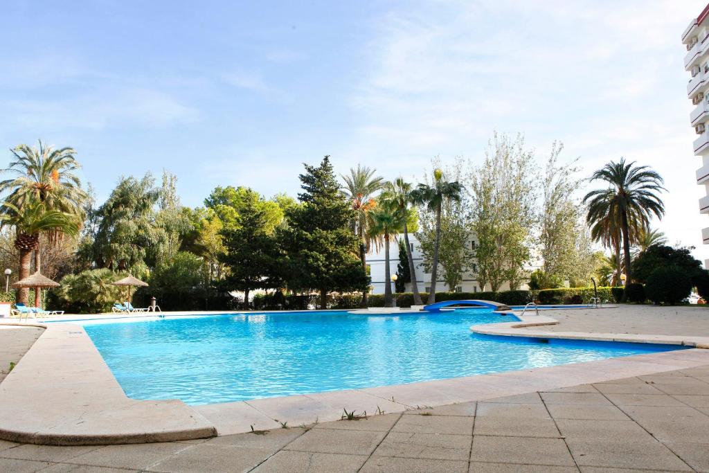The swimming pool at or close to Apartamento Can Poma