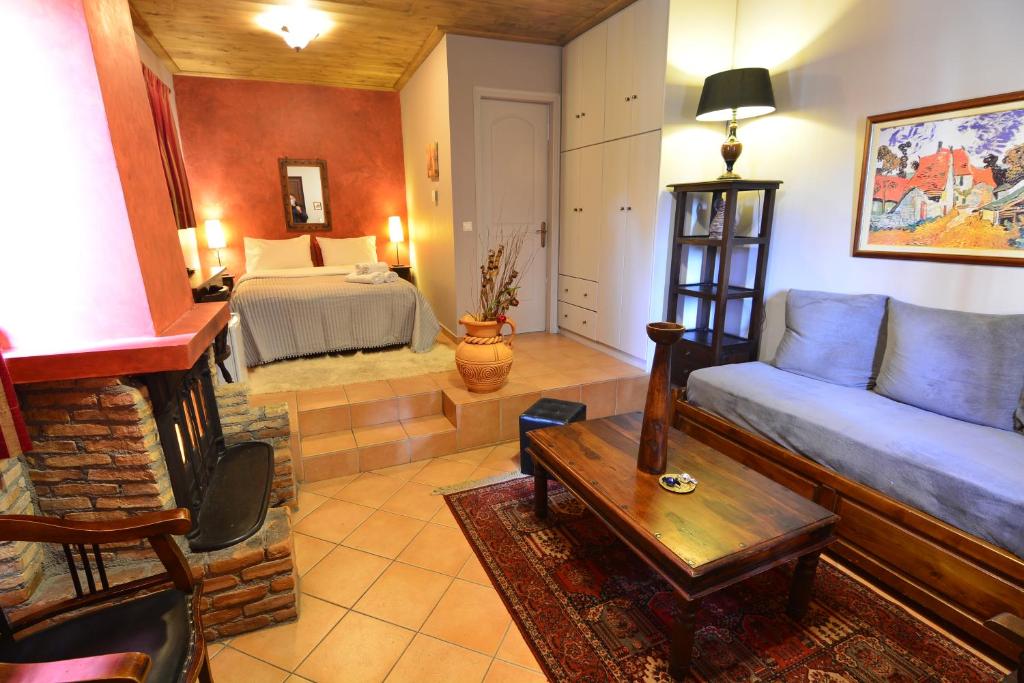 Georgio's V Chalet Kalavrita - 10