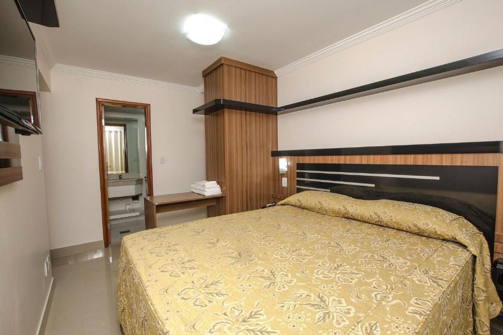  Império Romano Apto Duplo Suítes Sala e Quarto