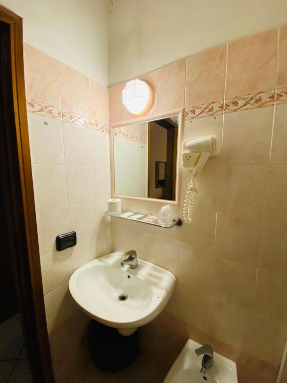 Hotel Ferrari - Resim 13