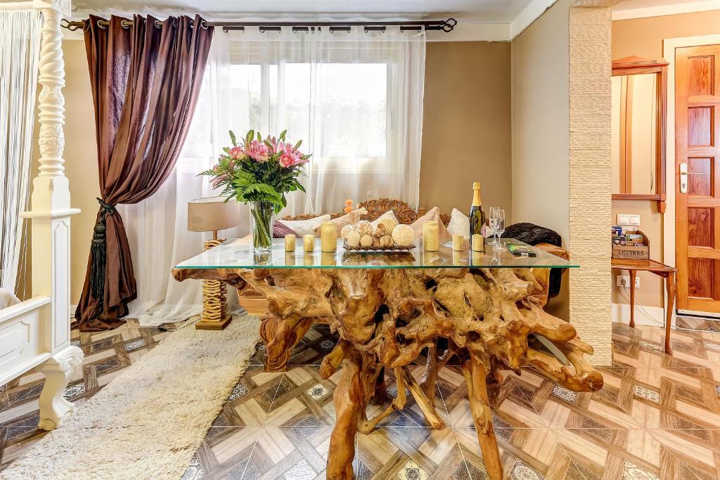Fotografie z fotogalerie ubytování Mordelliya Private Jacuzzi Suites v destinaci Chayofa