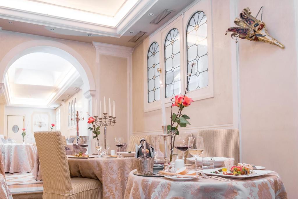 Hotel Carlton On The Grand Canal - Resim 41