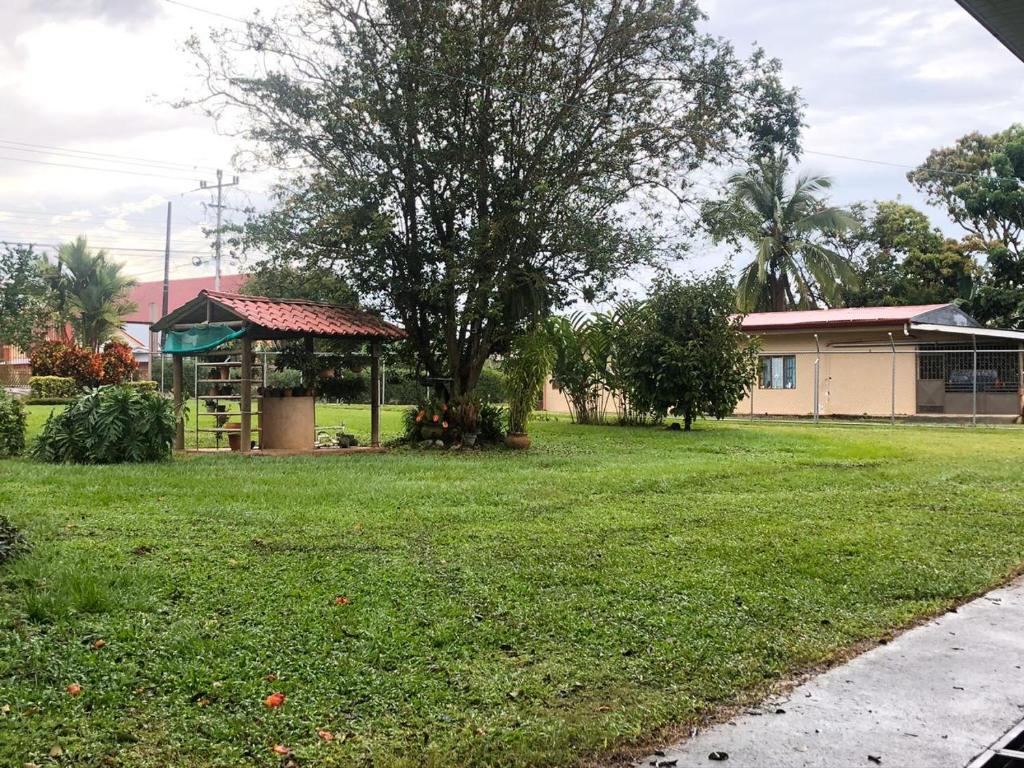 Zahrada ubytování Hospedaje Adrimaran