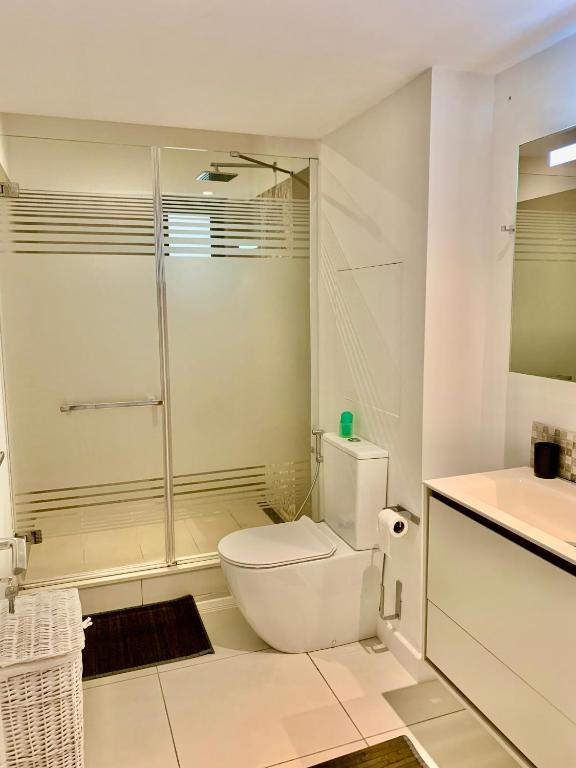 Koupelna v ubytování Latitude Luxury Duplex