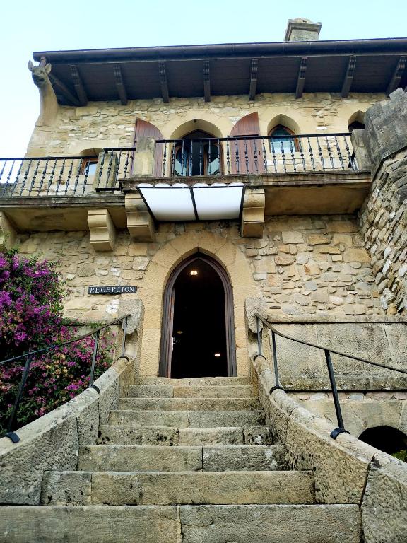 Fotografie z fotogalerie ubytování Hotel Palacio Obispo v destinaci Hondarribia