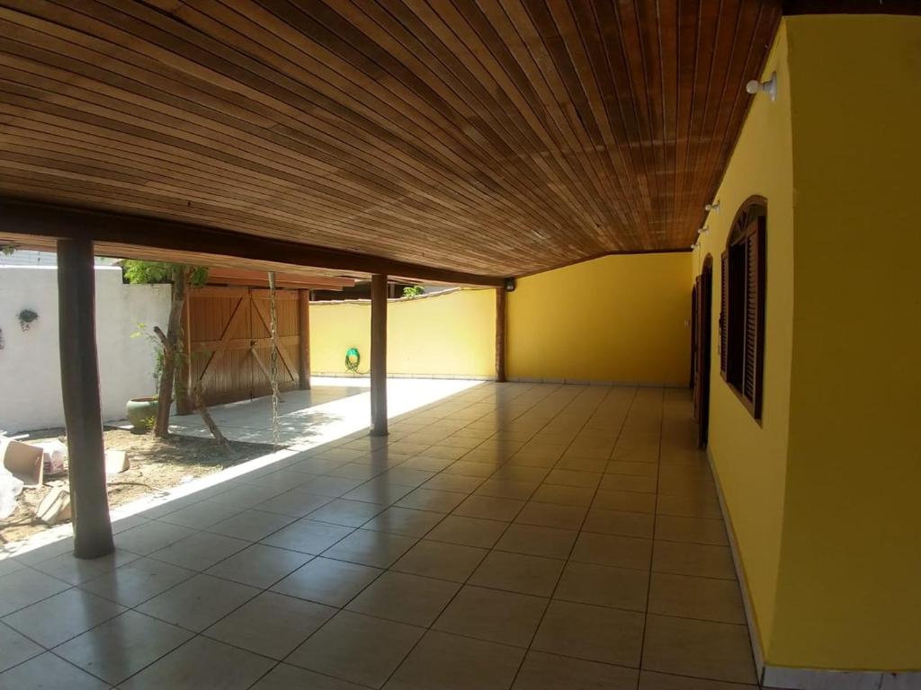  Casa Daslis Espaçosa e Bem Localizada