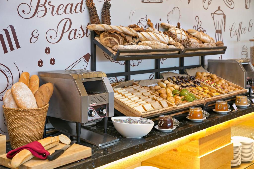 Nhu Minh Plaza Danang Hotel: breakfast