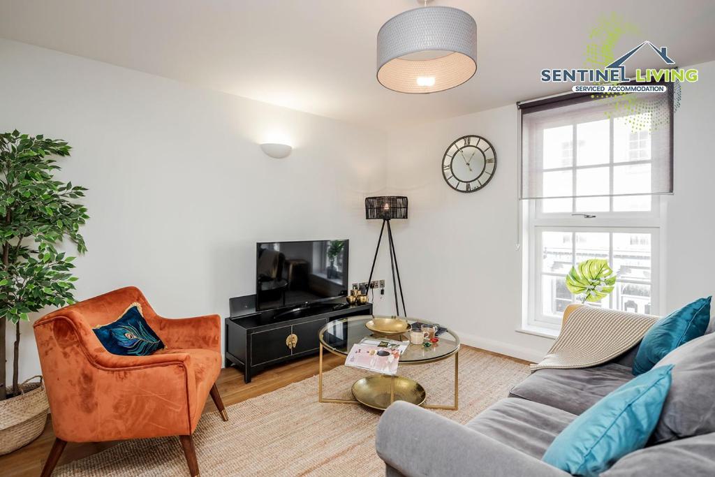 Gallery image of Windsor Flat 2 Bed By Sentinel Living With Free WiFi and Parking in Windsor