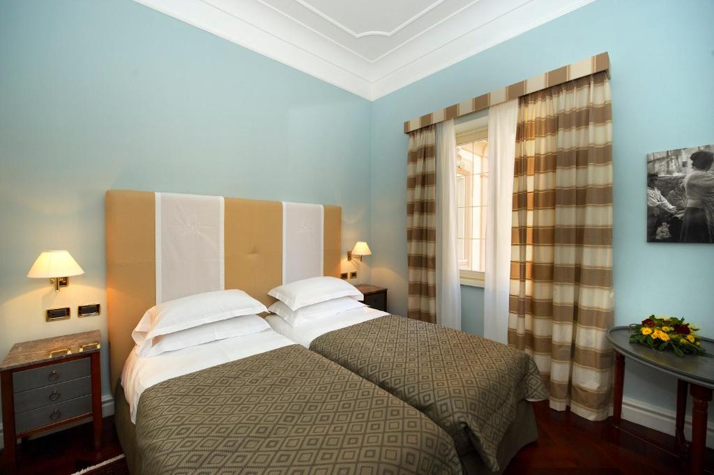 Grand Hotel Piazza Borsa - Resim 16