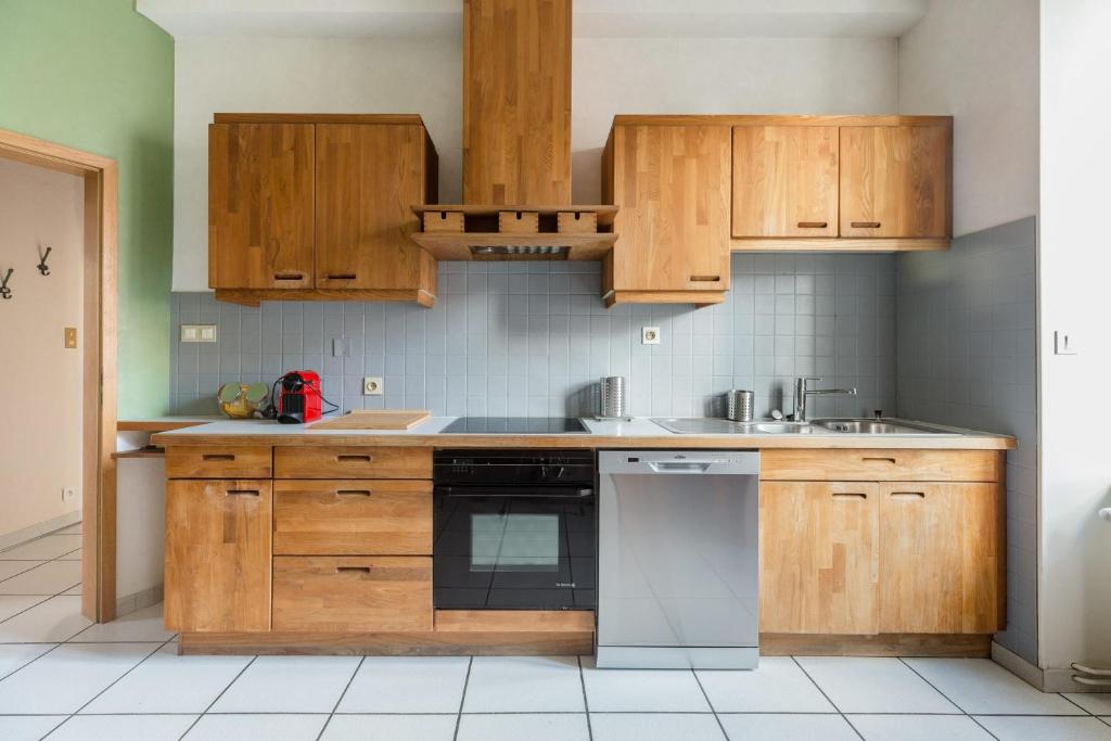 Travel Homes - The Wooden, Spacieux & bon quartier – photo 11