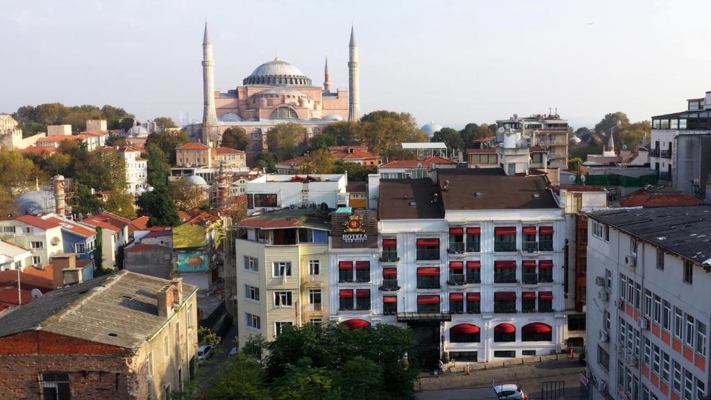 Nespecifikovaný výhled na destinaci Istanbul nebo výhled na město při pohledu z hotelu