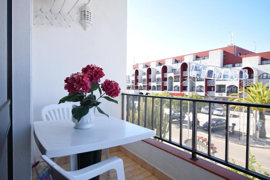 Balkón nebo terasa v ubytování Apartamentos Carruna