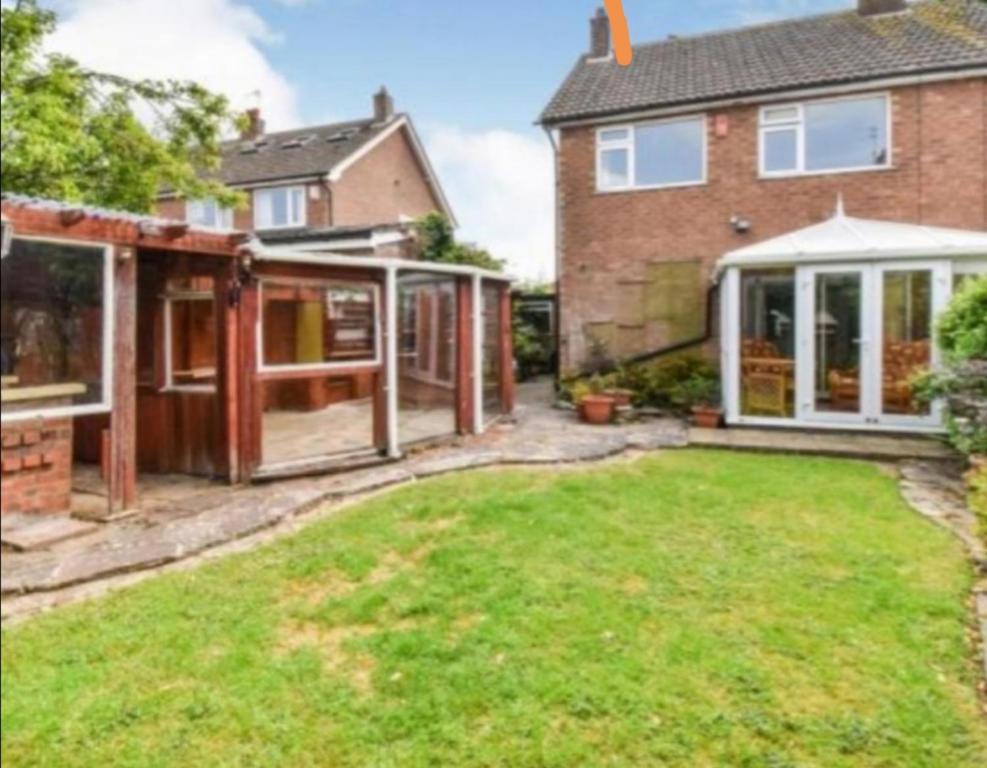 Bed and Breakfast Kew House, Oadby, UK