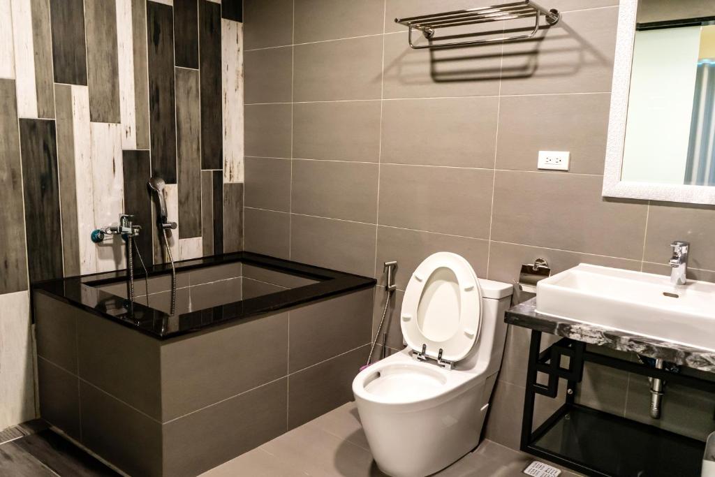 Cloud Hotel - Deluxe Double Room With Bath