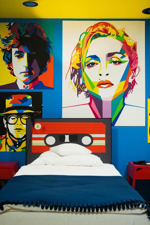 Good Times House - 2