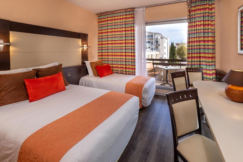 The Originals City, Hôtel Galaxie, Nice Aéroport - Driepersoonskamer Met Balkon