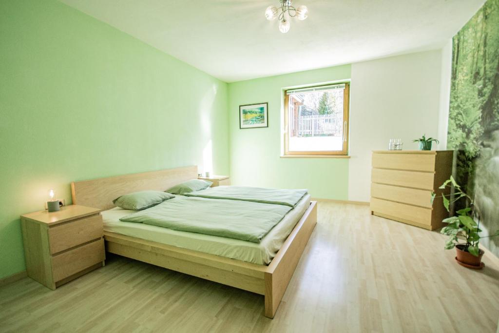 Posteľ alebo postele v izbe v ubytovaní Ferienwohnung mit Terrasse