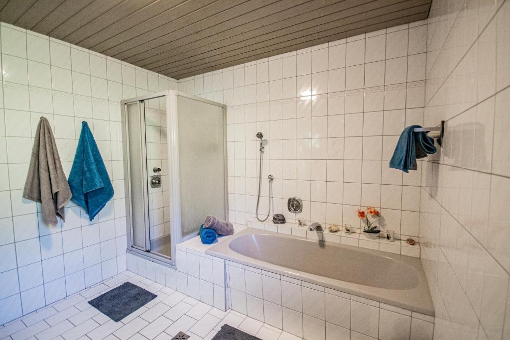 Kúpeľňa v ubytovaní Ferienwohnung mit Terrasse