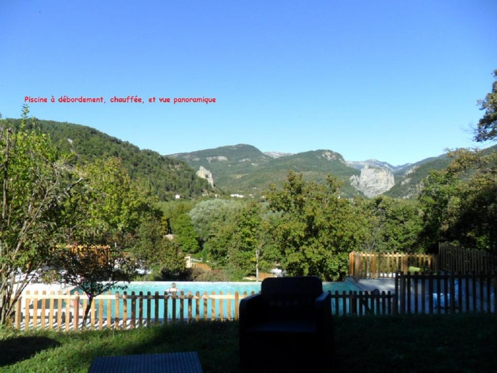Residence de Plein Air Panoramique à la Porte des Gorges du Verdon,  Castellane – Tarifs 2024