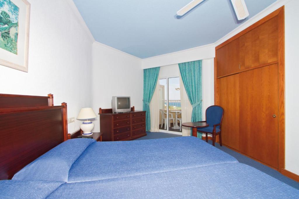 Postel nebo postele na pokoji v ubytování Hotel Riu Oliva Beach Resort - All Inclusive