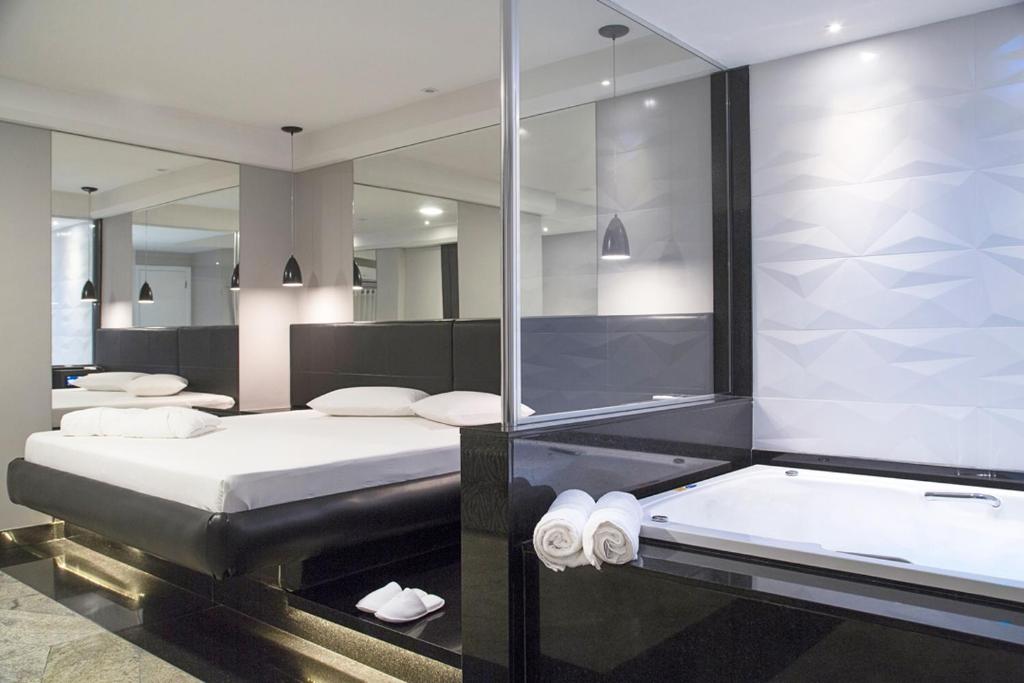  BAMBINA HOTEL - Adults Only