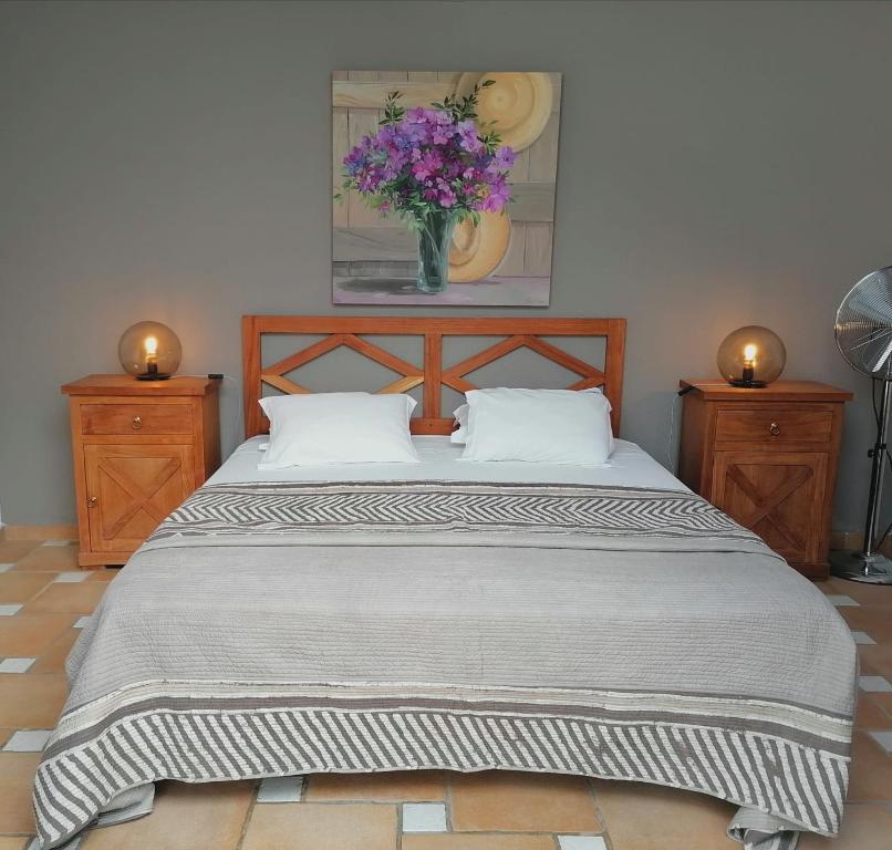 Un pat sau paturi într-o cameră la Algarent Cabanas de Tavira Quinta Velha Cosy 214