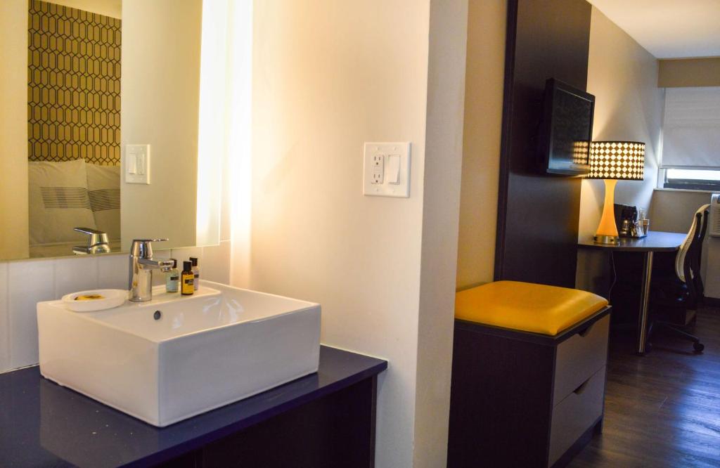 Best Western Plus Ft Lauderdale Hollywood Airport Hotel - Habitación Queen Con Dos Camas Queen