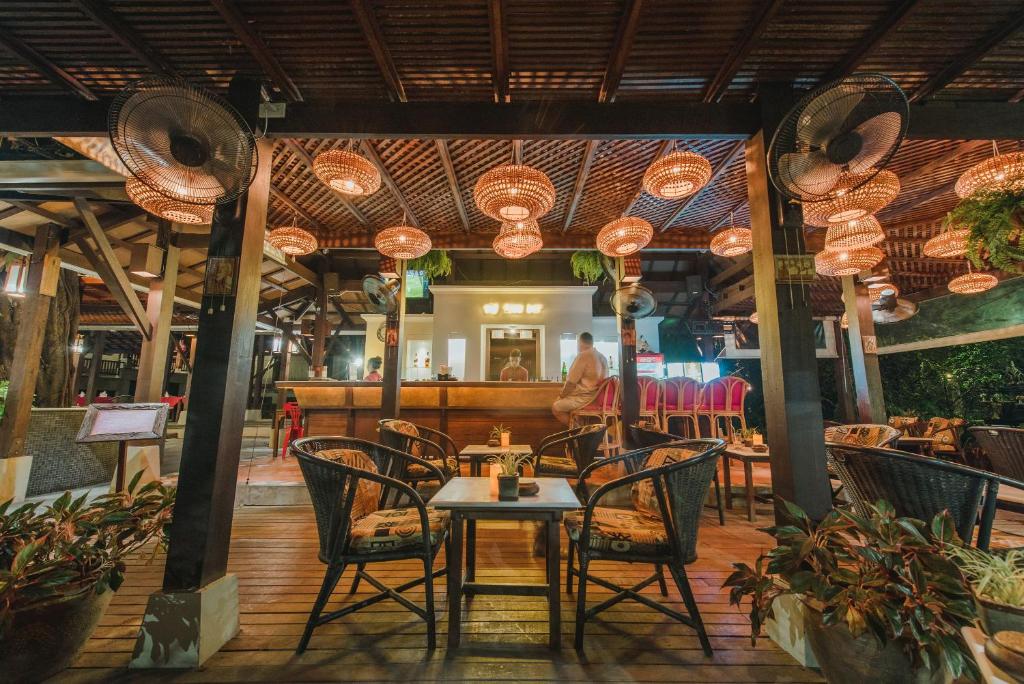 Restaurace v ubytování Khaolak Bhandari Resort & Spa