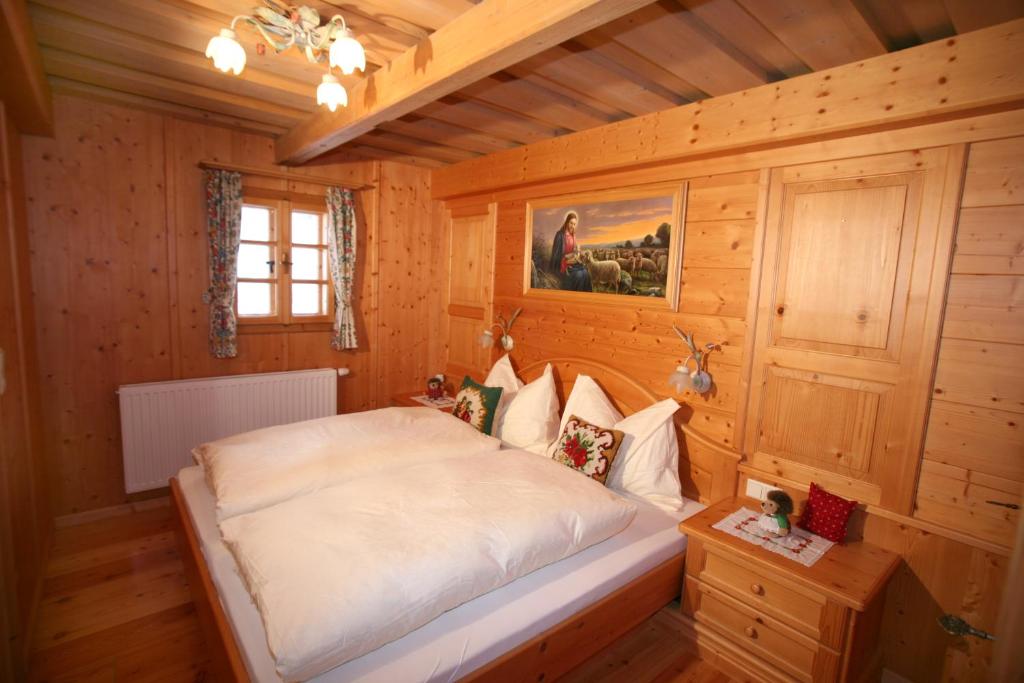 Posteľ alebo postele v izbe v ubytovaní Ferienhaus Abendstille