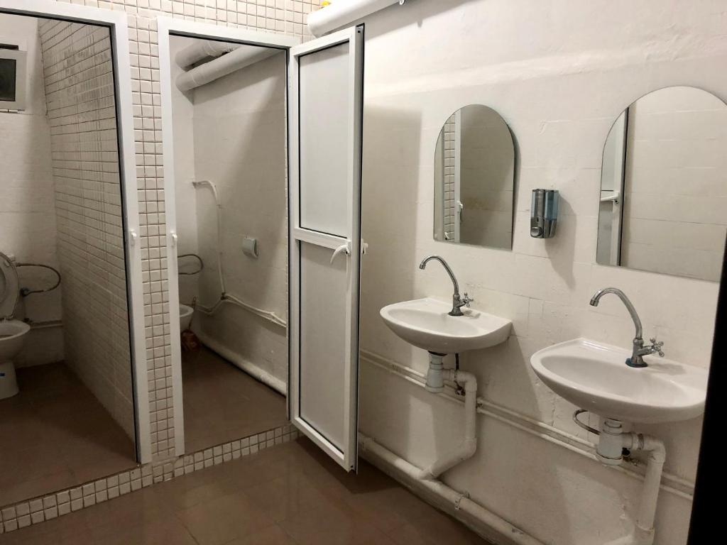 Koupelna v ubytování Hotel El Maghreb Al Kabir