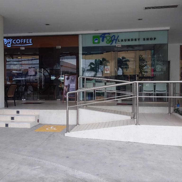 Fotografie z fotogalerie ubytování AJ Sundiva Tower w balcony v destinaci Cebu City