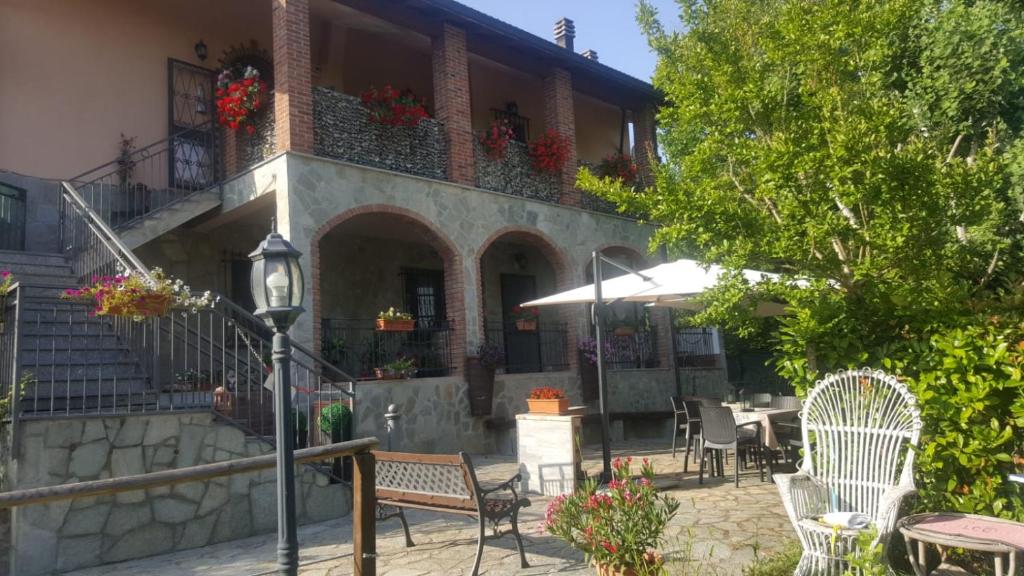 Budova, kde se the country house nachází