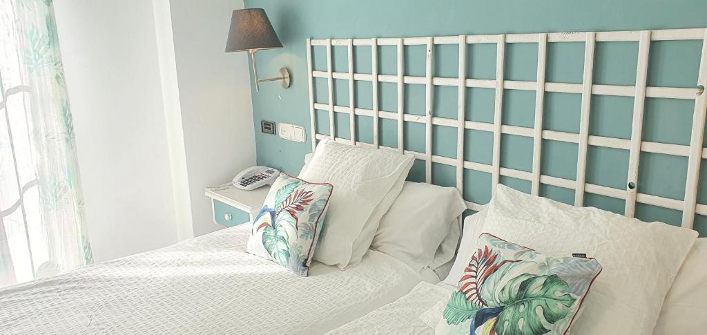 Hugo Beach Hotel & Apartments - Twin Room