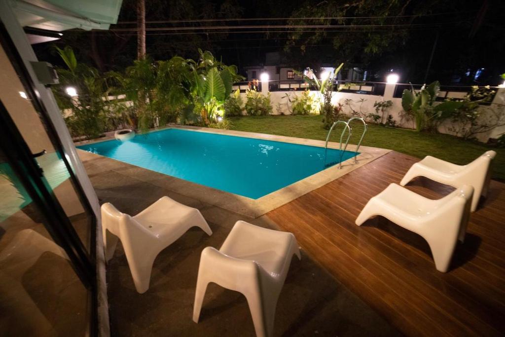 Bazén v ubytování HALF Hotel, Calangute nebo v jeho okolí