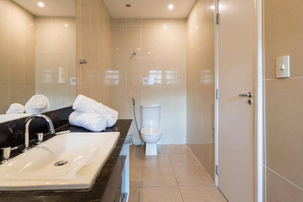  Spacious Duplex Penthouse Arpoador