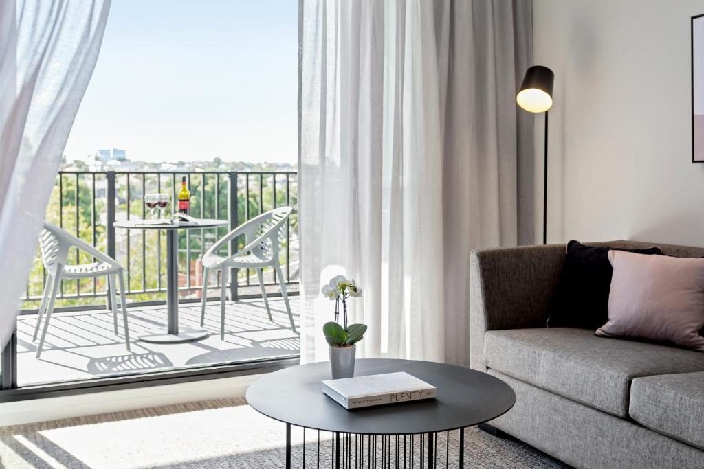 Quest Preston - Resim 17