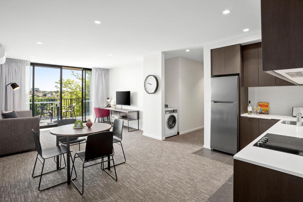 Quest Preston - Resim 32