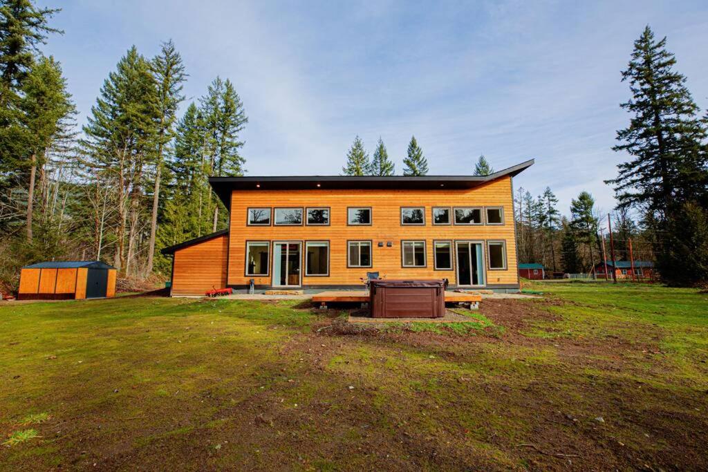 Zahrada ubytování Newly built Modern Chalet Duplex - 2