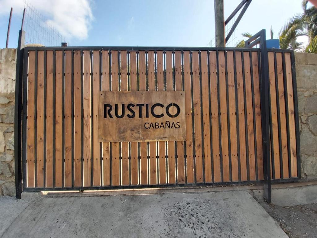 Certifikát, hodnocení, plakát nebo jiný dokument vystavený v ubytování Cabañas RUSTICOPAPUDO